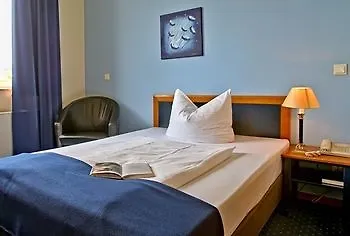 Hotel H24 Hoteltow Teltow