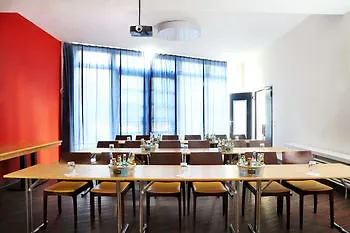 H24 Hoteltow 3*