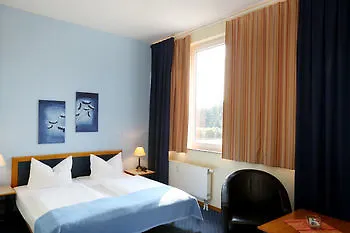 H24 Hoteltow 3*