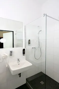H24 Hoteltow Hotel Teltow